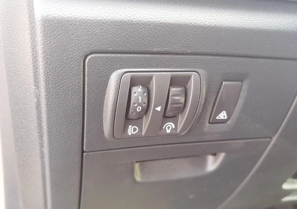 Renault Laguna cena 23900 przebieg: 203358, rok produkcji 2011 z Żelechów małe 352